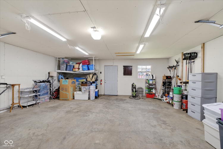 Listing Image 26