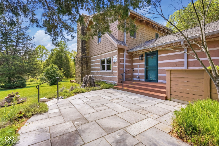 Listing Image 50