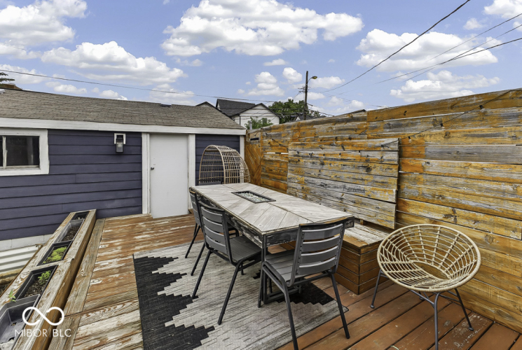 Listing Image 33