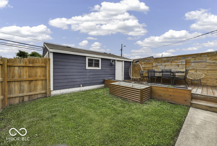 Listing Image 38