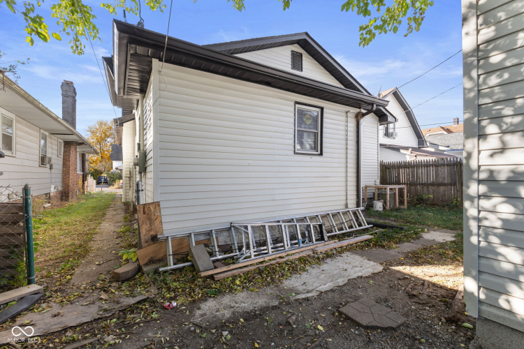 Listing Image 27