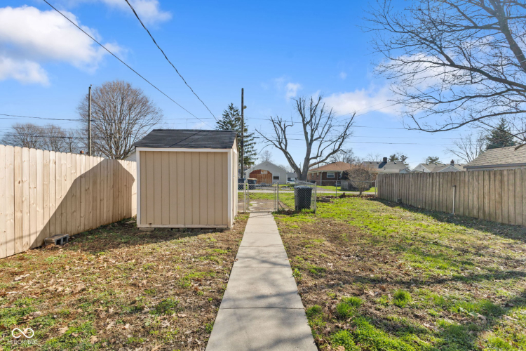 Listing Image 24