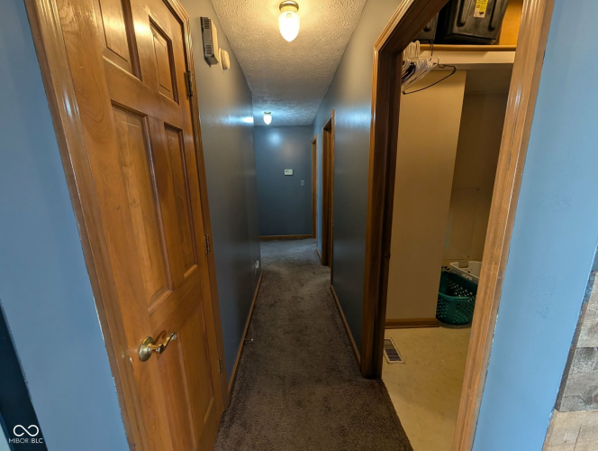 Listing Image 44