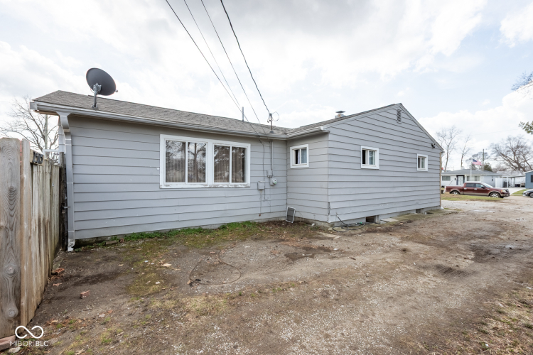 Listing Image 22