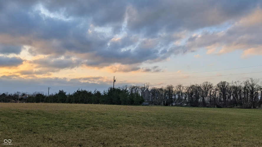 Listing Image 17