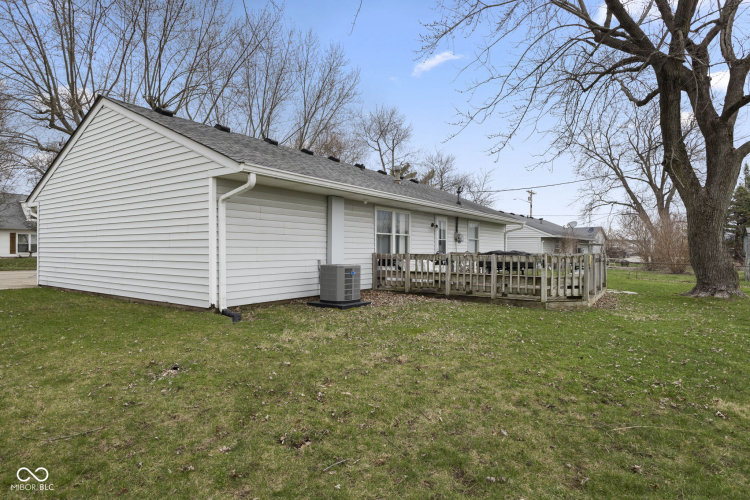 Listing Image 19