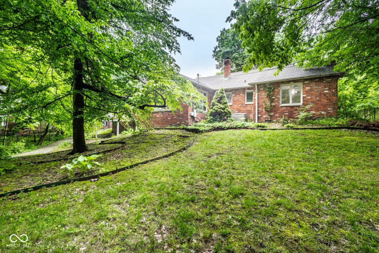 Listing Image 38