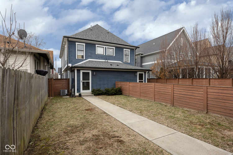 Listing Image 41