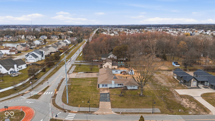 Listing Image 64