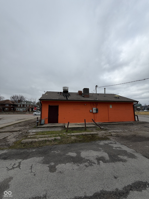 Listing Image 16
