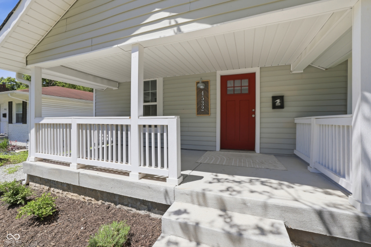 Listing Image 3