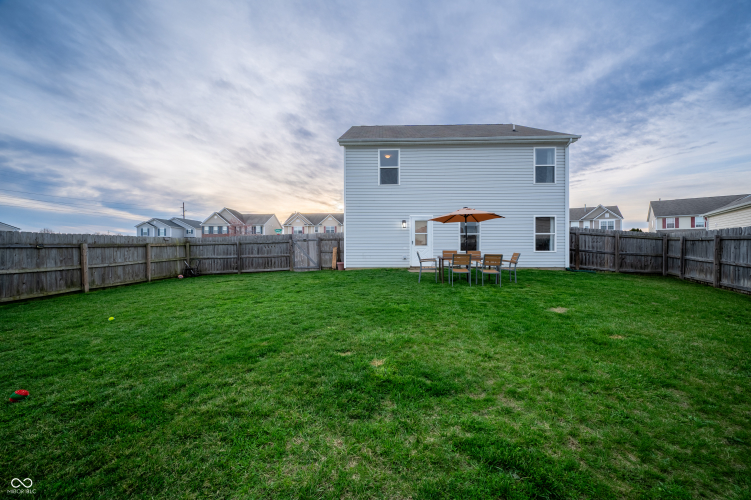 Listing Image 32