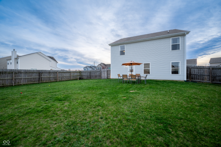 Listing Image 33