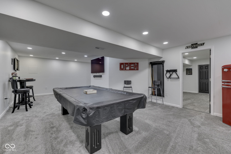 Listing Image 54