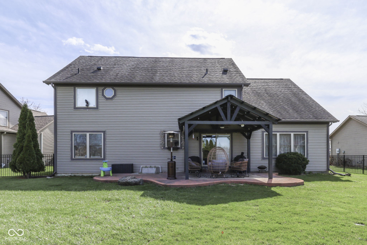 Listing Image 64