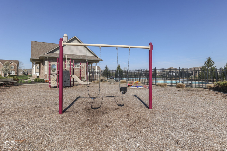 Listing Image 77