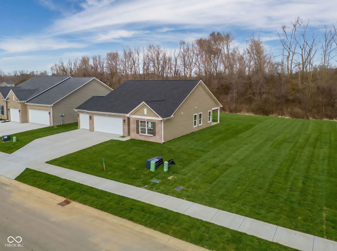 Listing Image 25