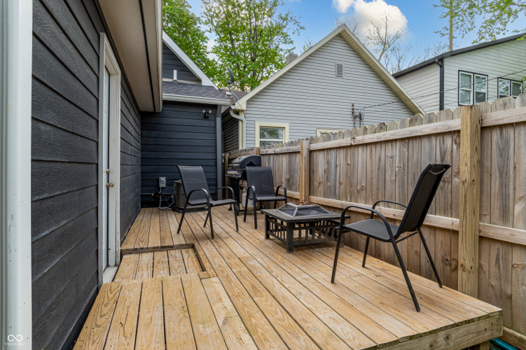 Listing Image 16