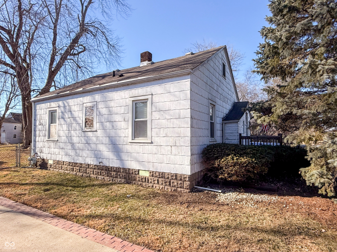 Listing Image 23