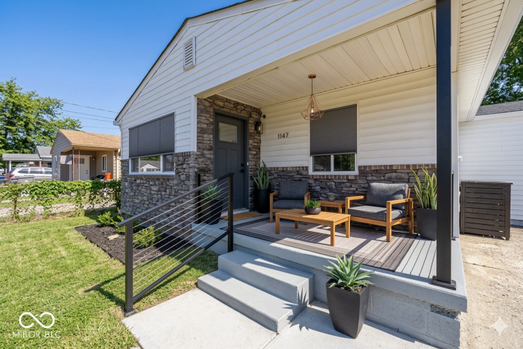 Listing Image 2