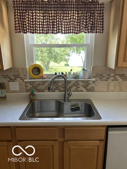 Listing Image 72