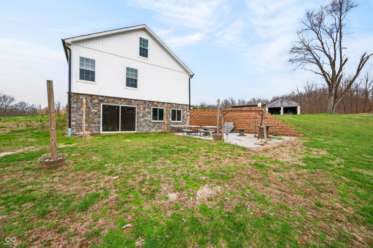Listing Image 52
