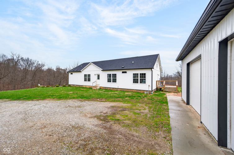 Listing Image 64