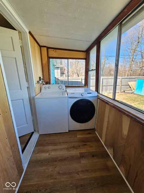 Listing Image 11