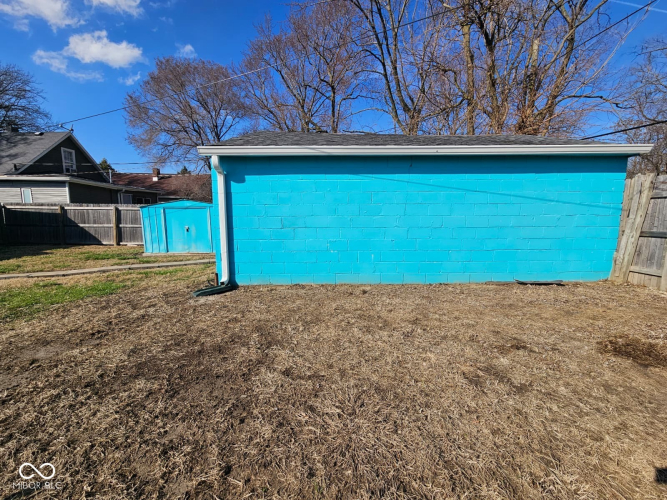 Listing Image 25