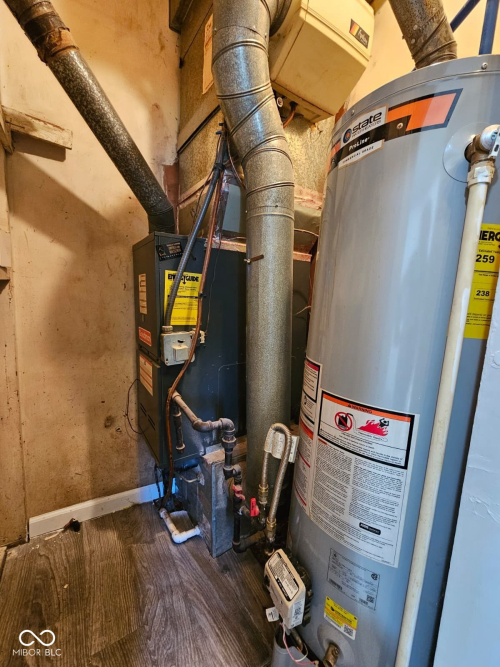 Listing Image 10