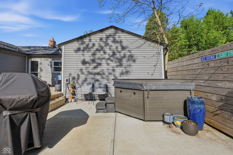 Listing Image 22