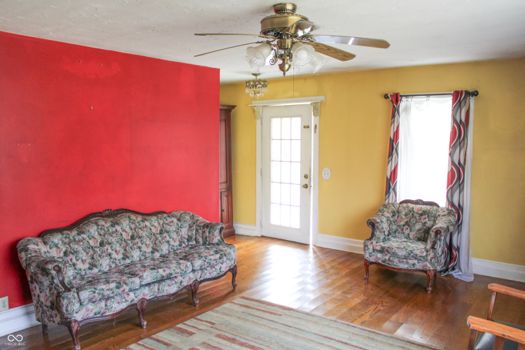 Listing Image 14