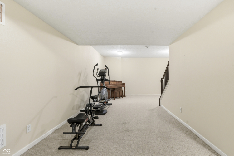 Listing Image 38