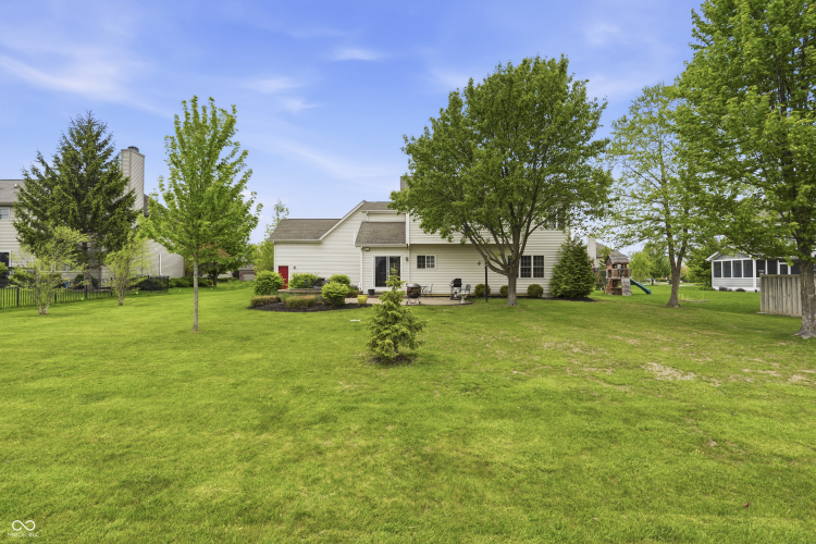 Listing Image 44
