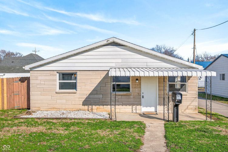 Listing Image 3