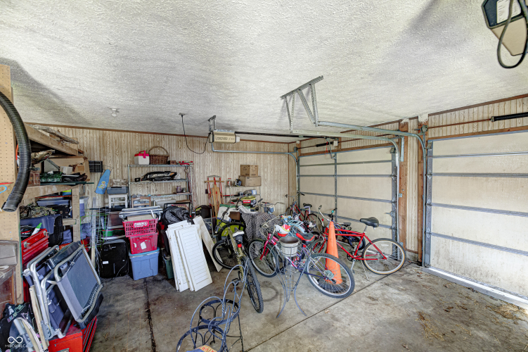 Listing Image 36