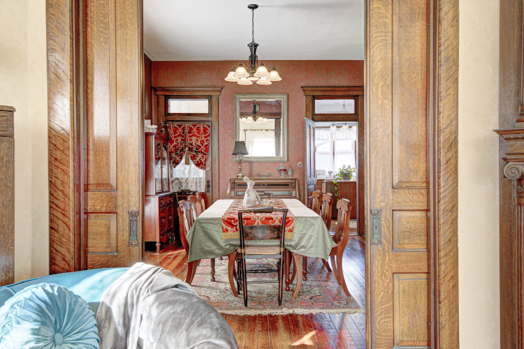 Listing Image 8