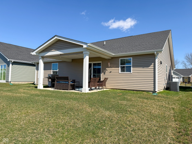 Listing Image 3