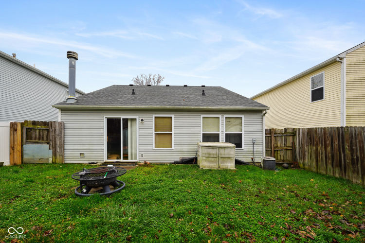 Listing Image 19