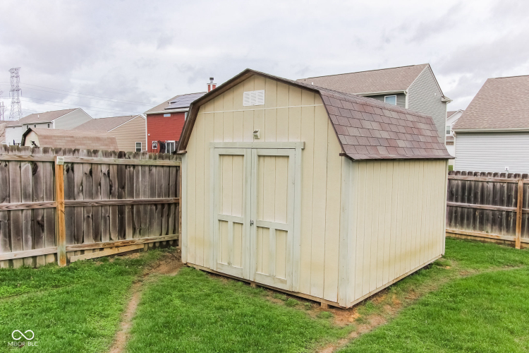 Listing Image 12