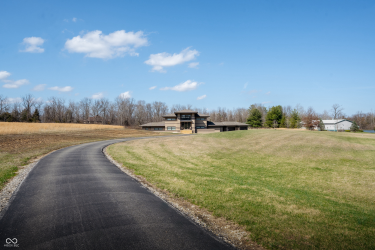 Listing Image 60