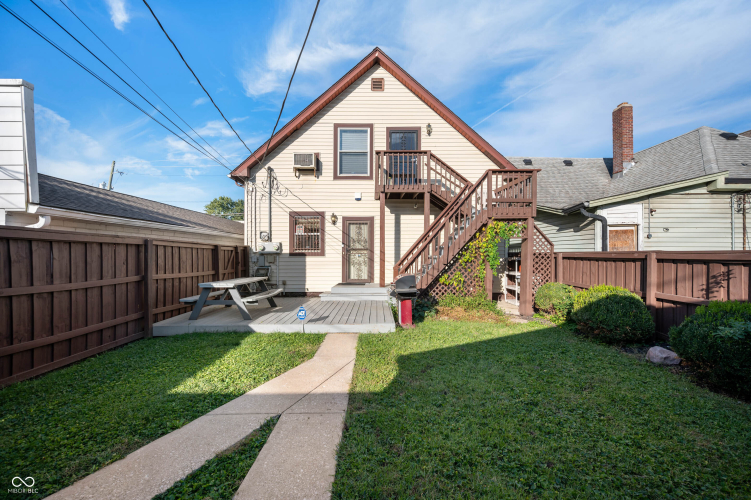 Listing Image 19