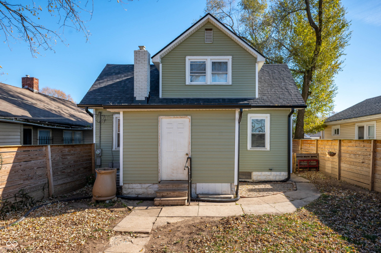 Listing Image 16