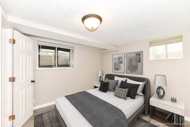 Listing Image 12