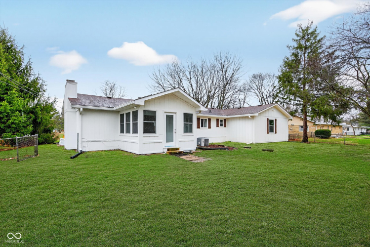 Listing Image 24