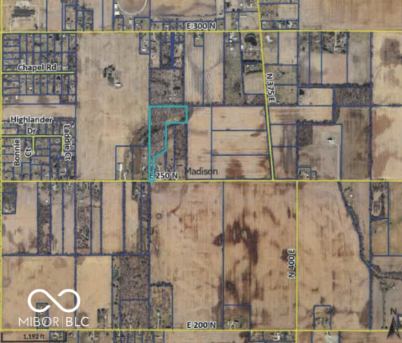 Listing Image 4