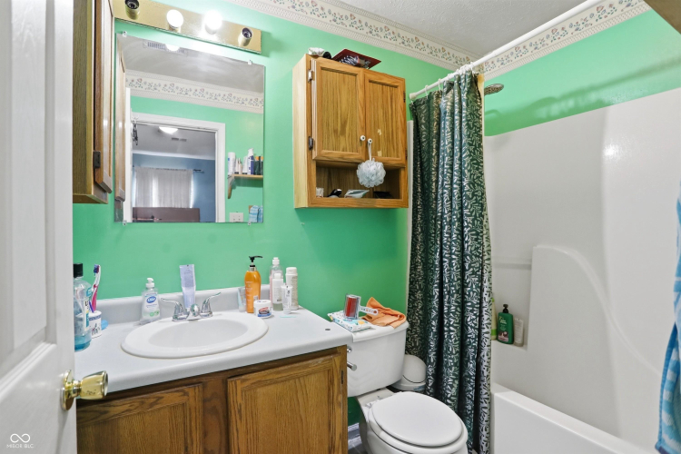 Listing Image 20