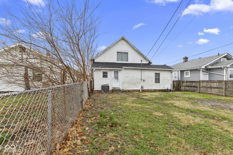 Listing Image 13