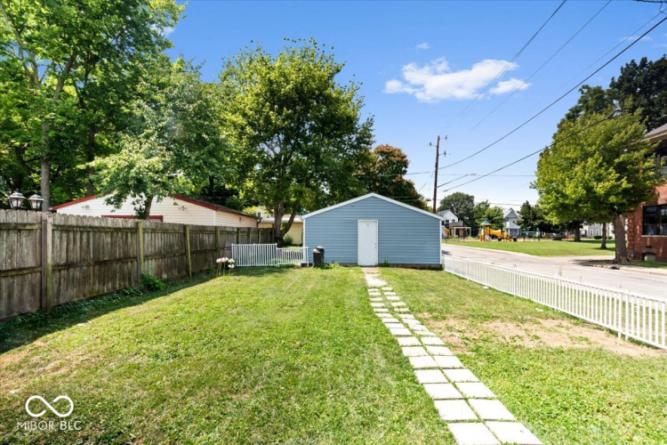 Listing Image 24