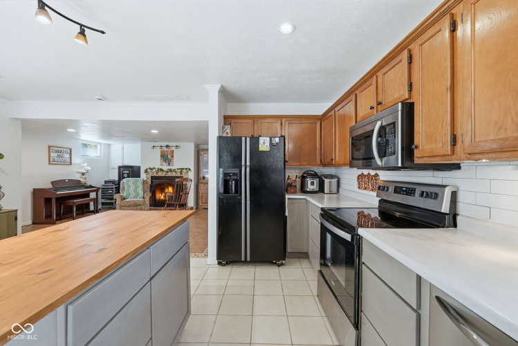 Listing Image 33
